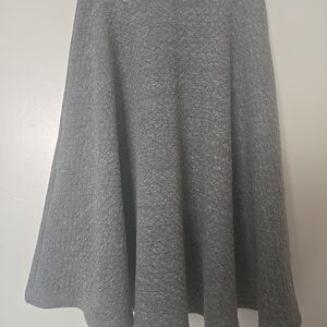 Elegant Quilted Gray Women's Skirt Size Small Made In USA